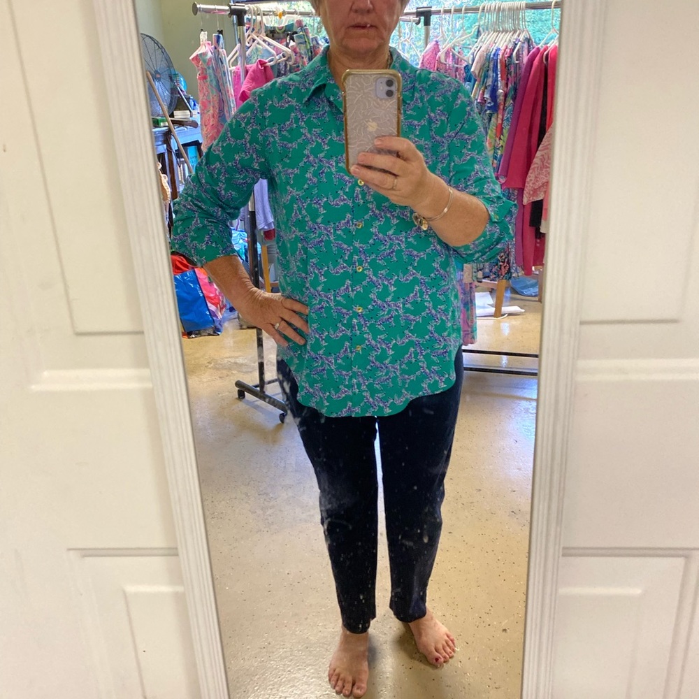 Lilly Pulitzer Blouse EUC This top was worn 5 times